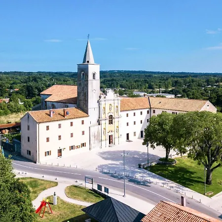 Lea-1 By Interhome *