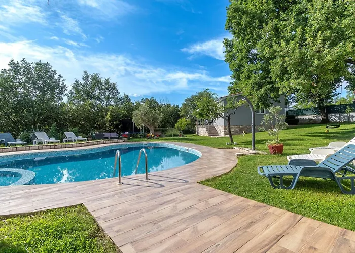 Lea-1 By Interhome Apartman *