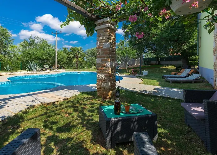 Apartman Lea-1 By Interhome *